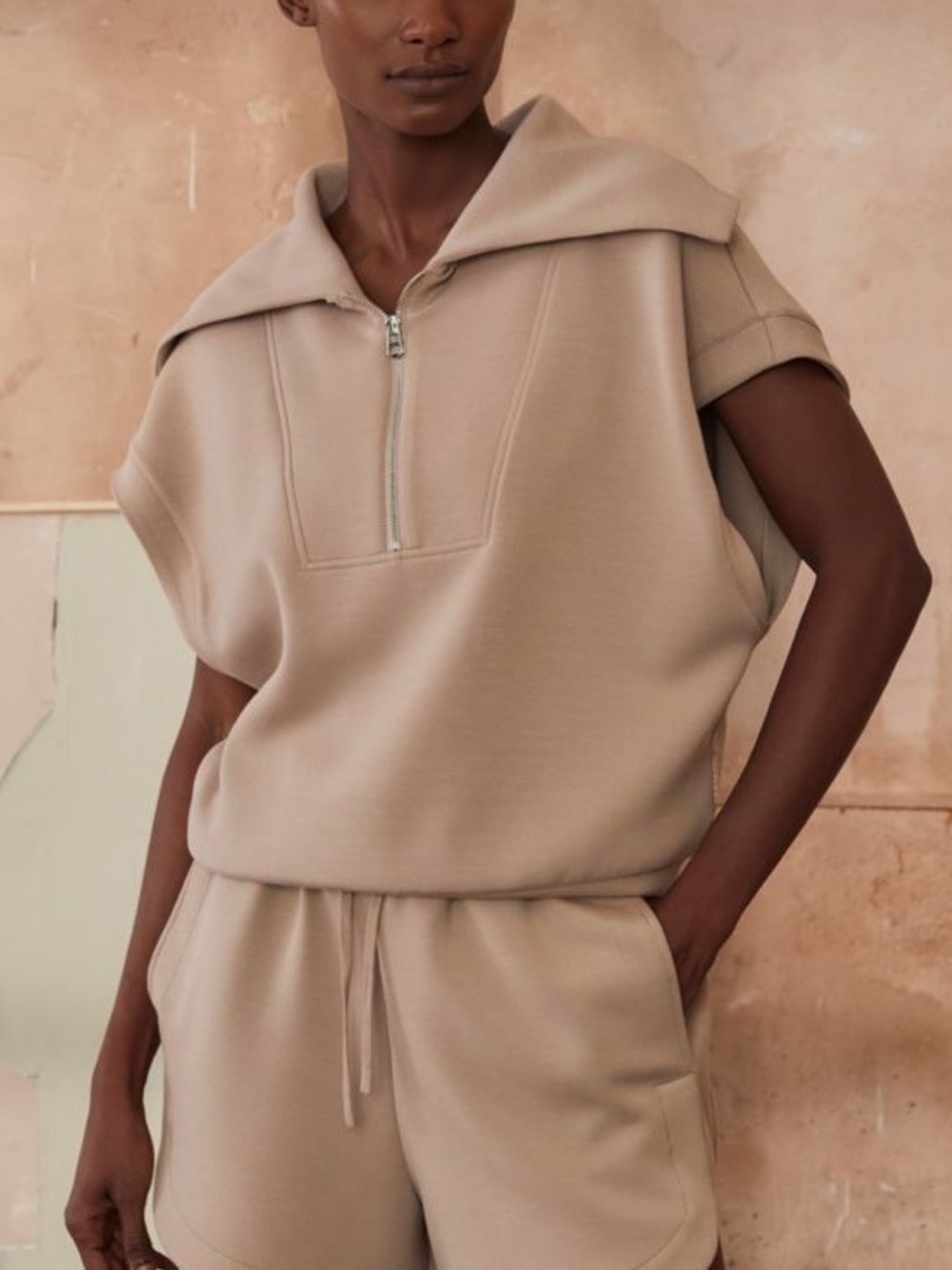 Varley Short Sleeve Zip Pullover in Beige